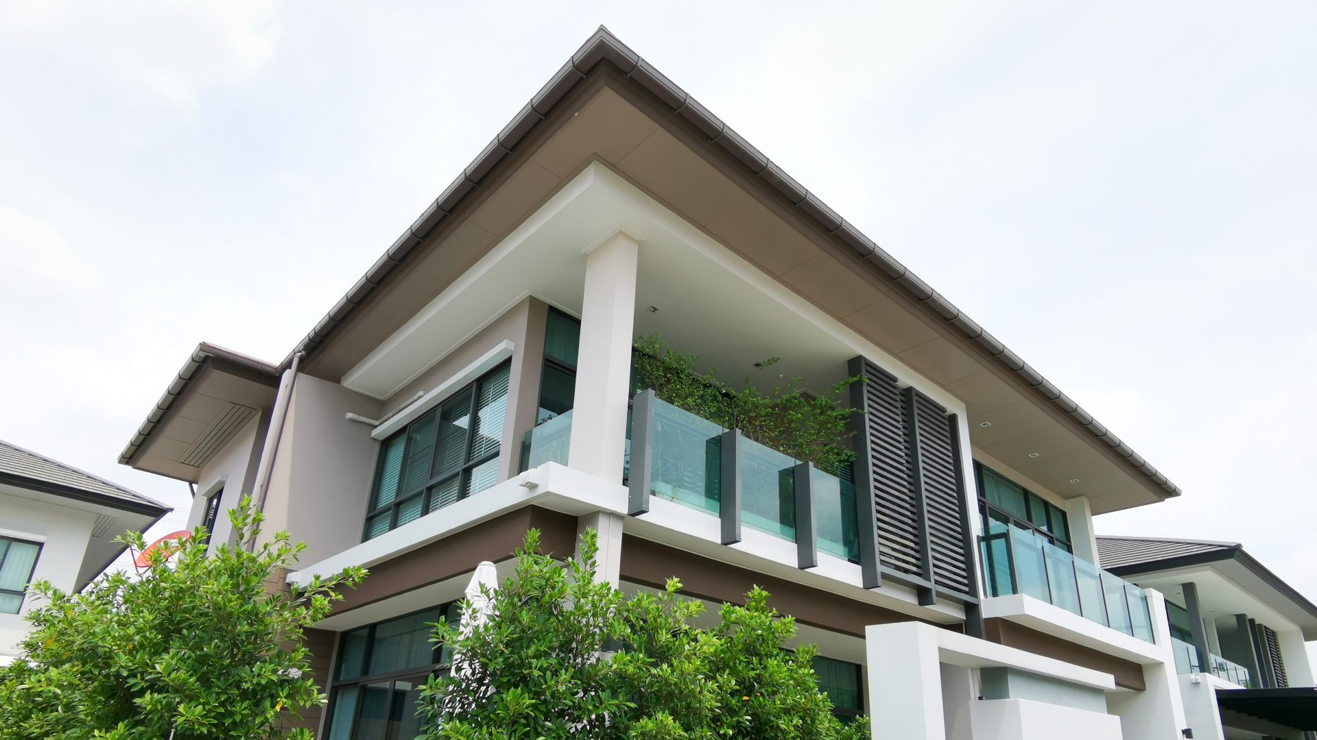 Ezy DB Setthasiri Onnut Srinakarin3 copy