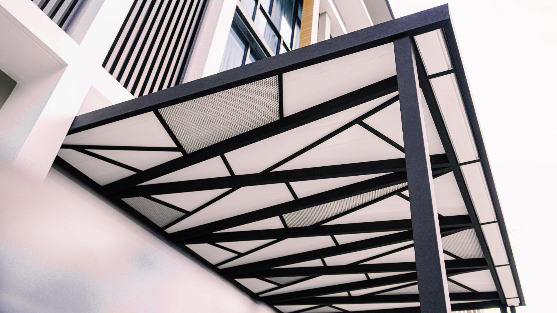 บทความที่เกี่ยวข้องกับรางน้ำฝน