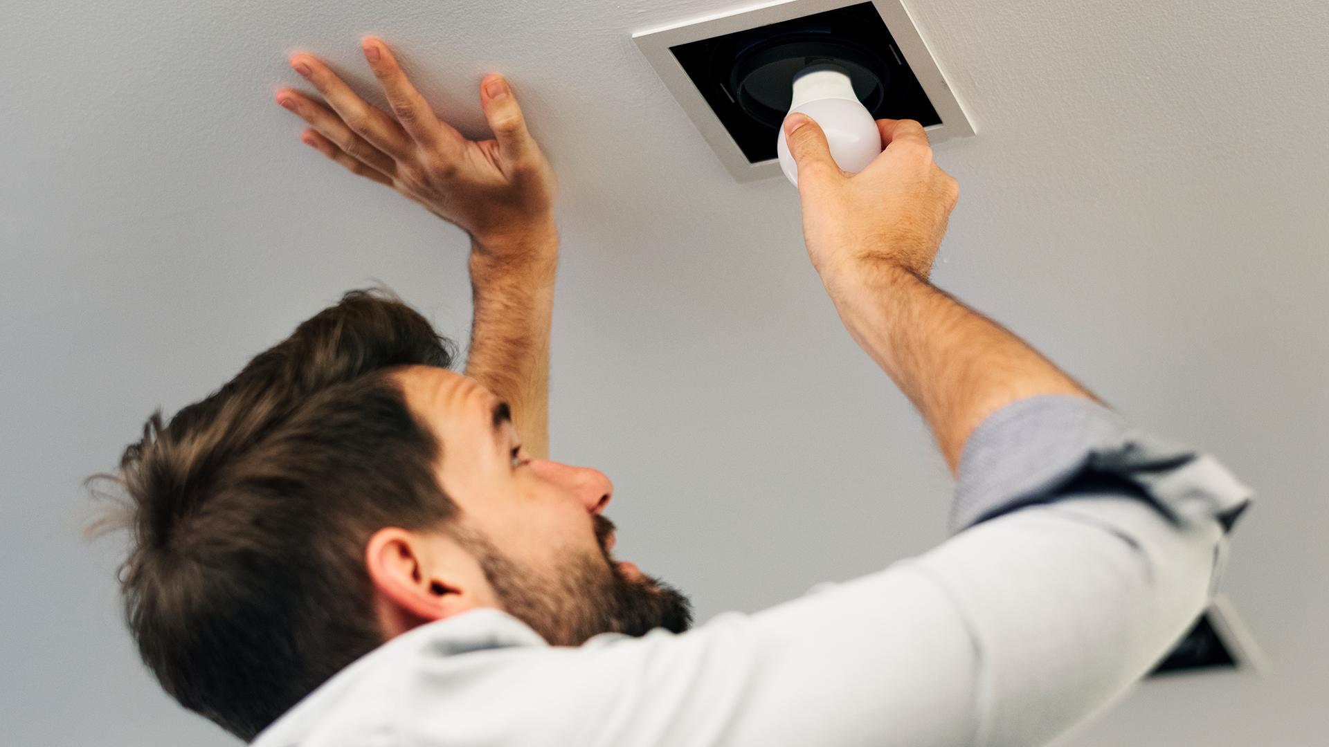 บทความที่เกี่ยวข้องกับรางน้ำฝน