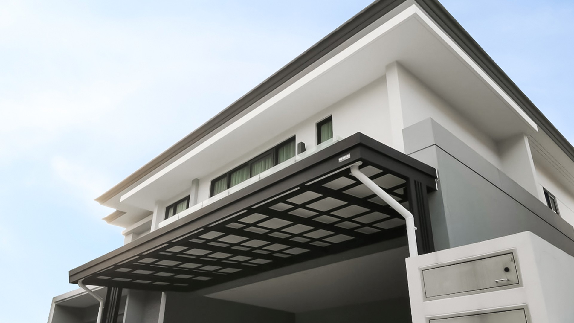 บทความที่เกี่ยวข้องกับรางน้ำฝน